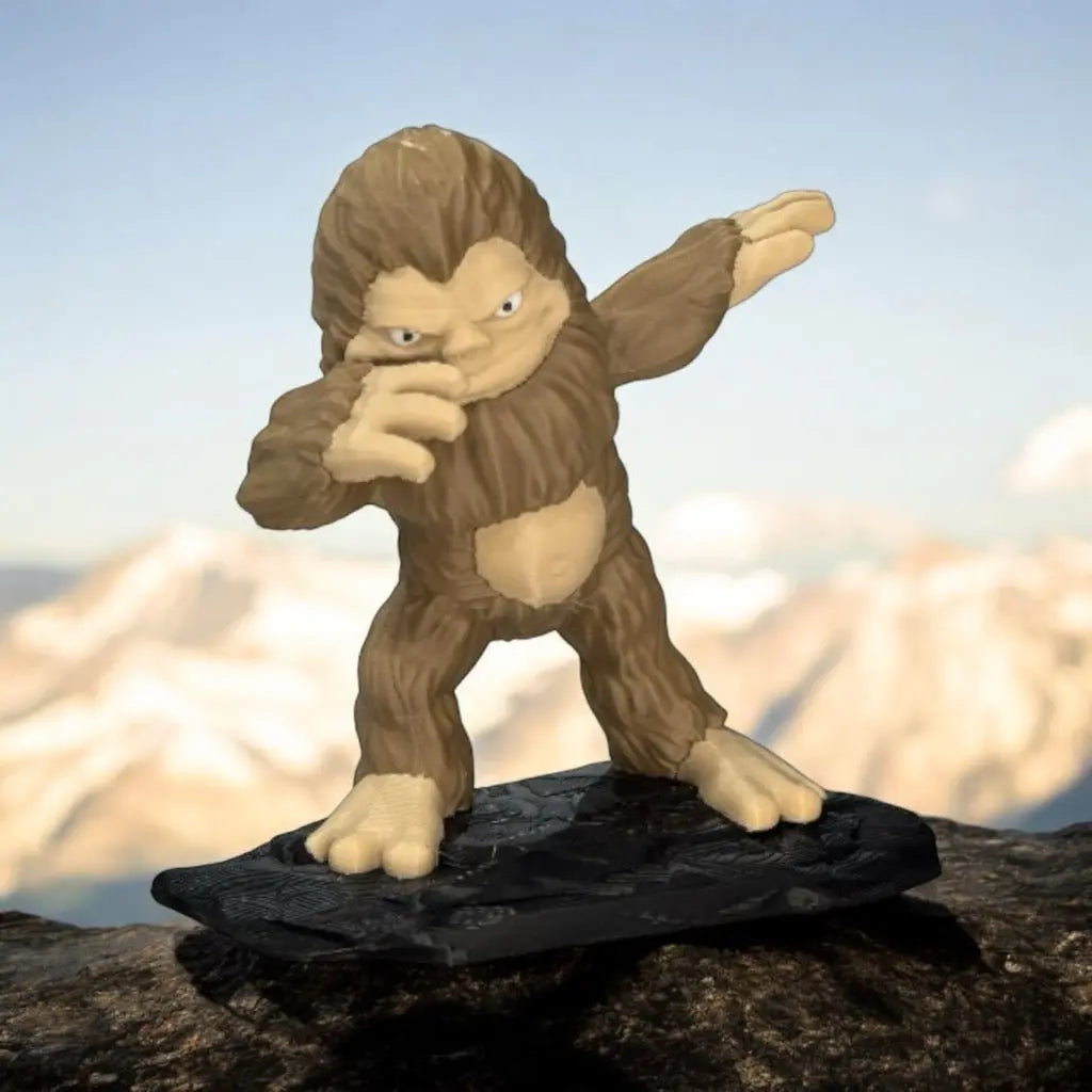 Dabbin’ Bigfoot - DeskMate