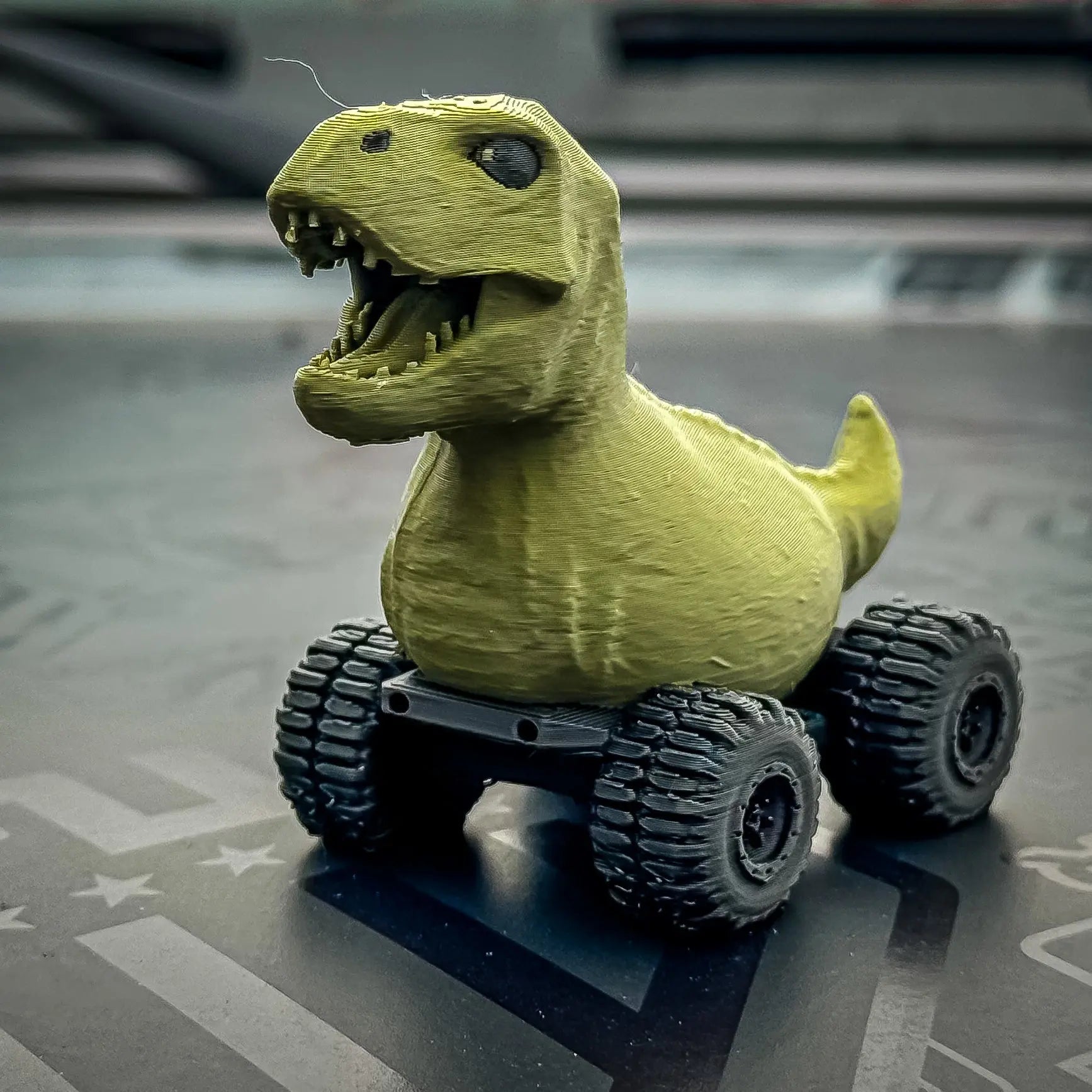 DinoDuck 2 Tone