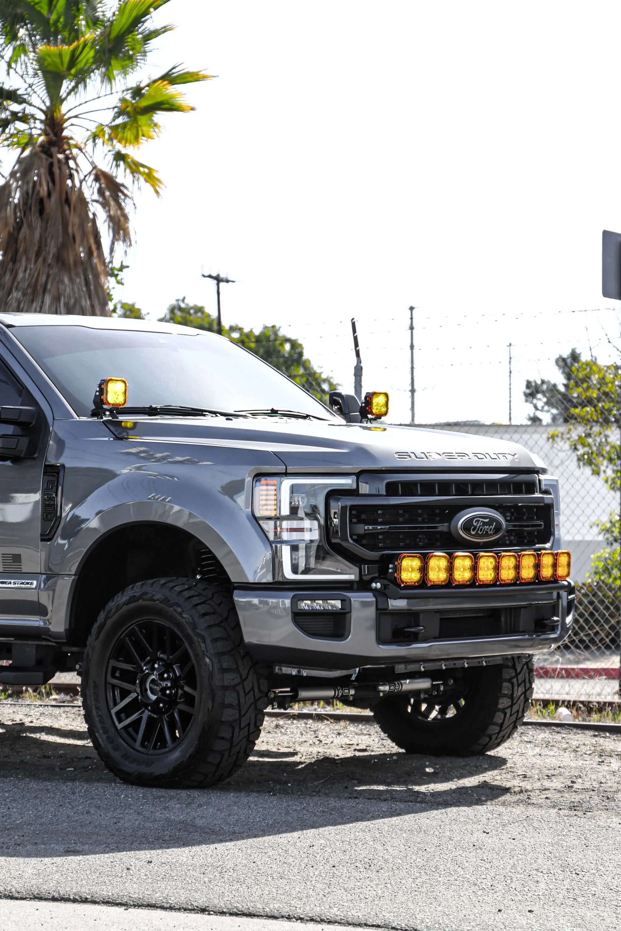 2011+ F250 / F350 Superduty 8 Light Bumper Mount Kit GGLighting