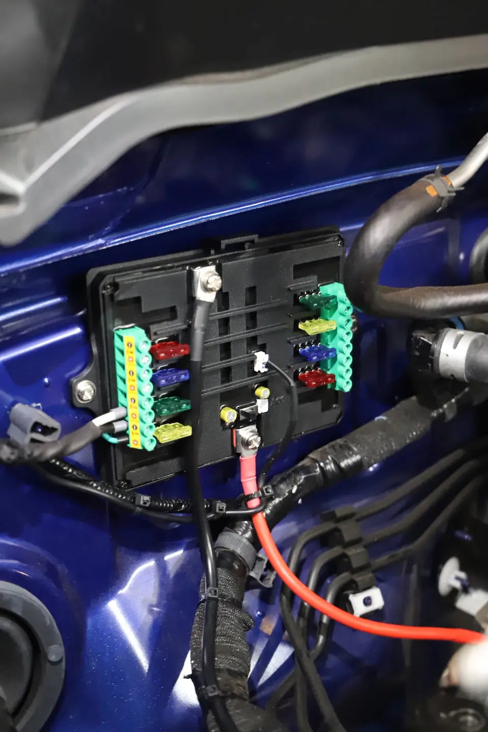 8-Gang Switch Panel With RGB And Remote Control Bluetooth App - safesled
