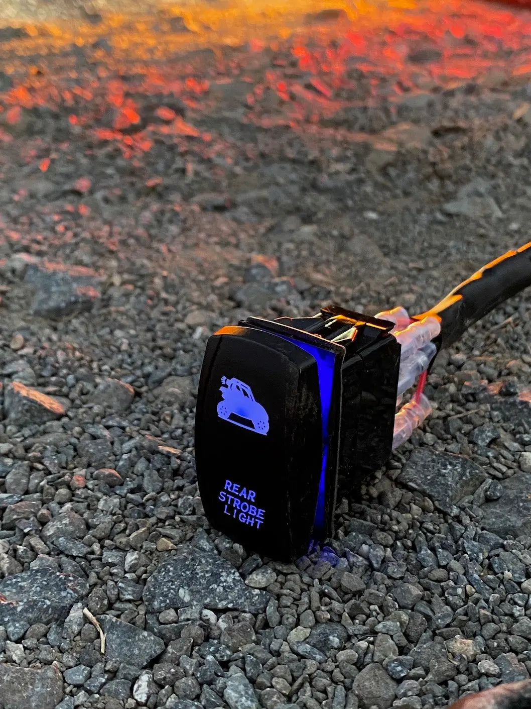 Chase LED Light Bar With Built In Strobe 32" - safesled