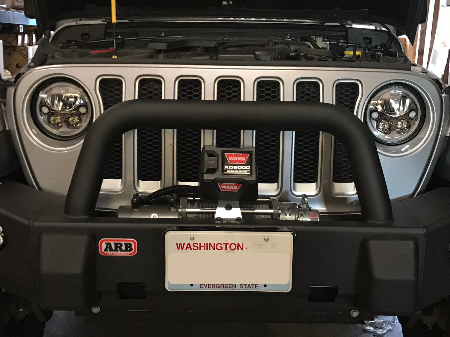18+ Jeep JL / '20+ Jeep Gladiator VX LED Headlight Kit - Black Chrome | Amber Halo