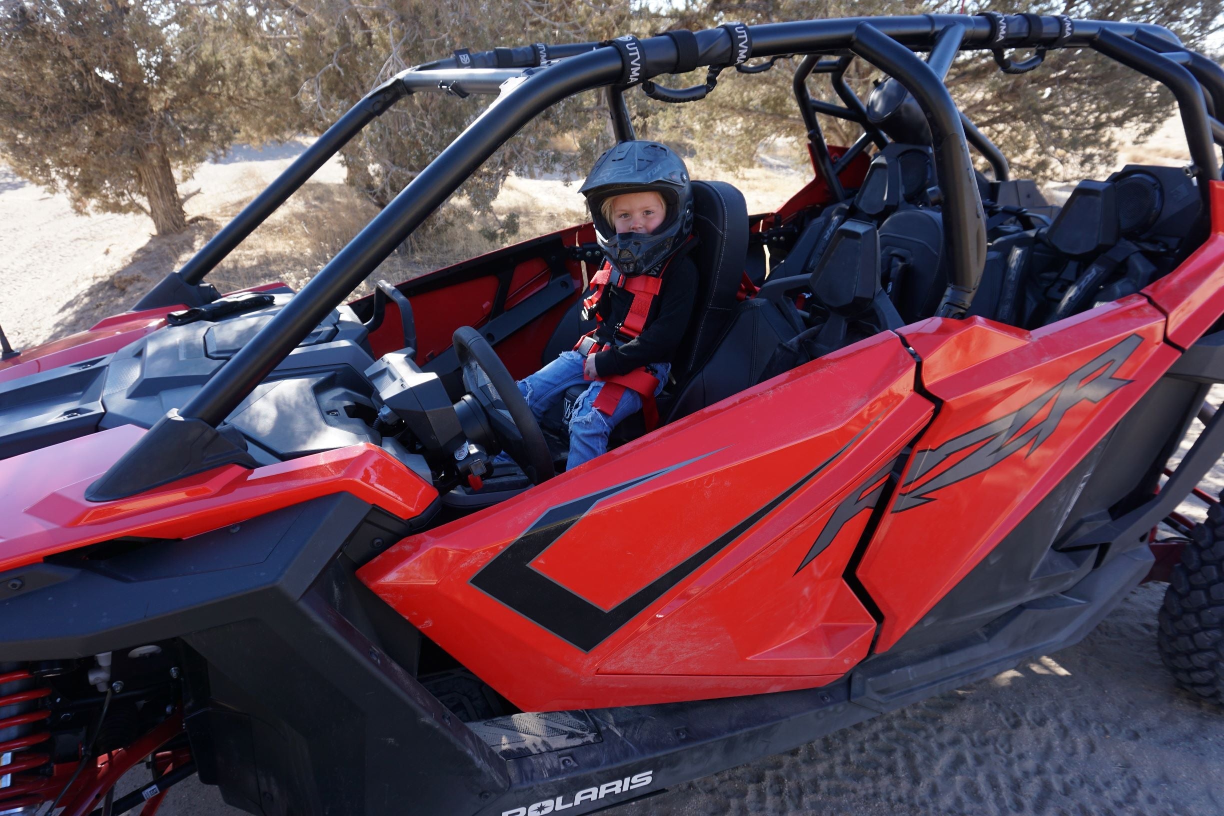 RZR 4 PRO XP/Turbo R/Pro R Front Bump Seat (2020-2024)