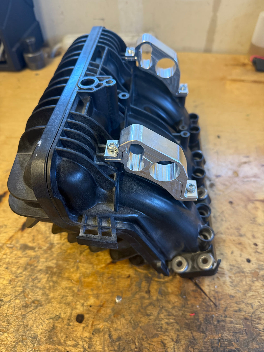 Maverick R Plenum Hose Retainers