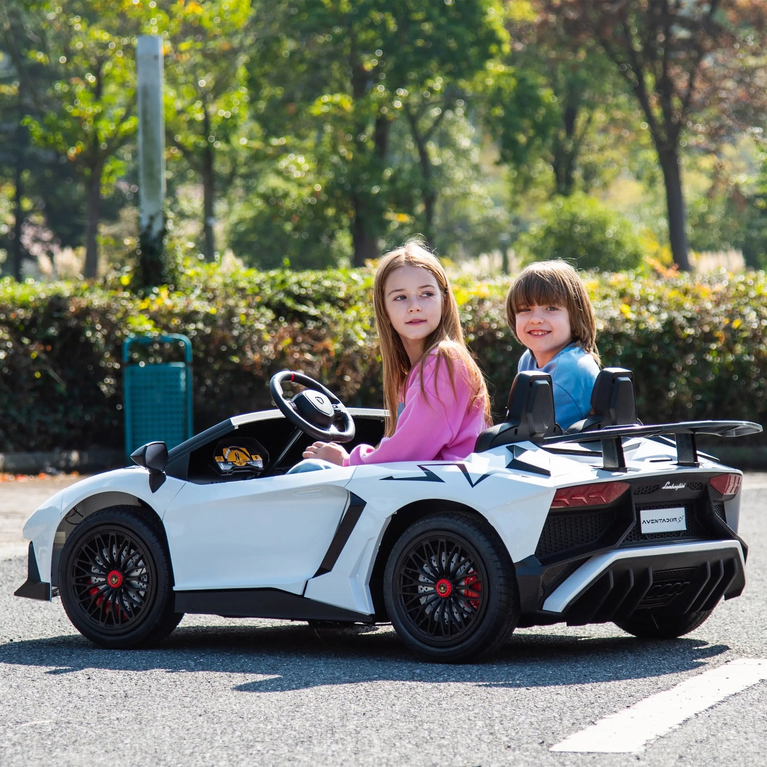 24V Lamborghini Aventador 2 Seater Ride On Car for Kids: Advanced Brushless Motor &amp; Differential for High-Octane Fun