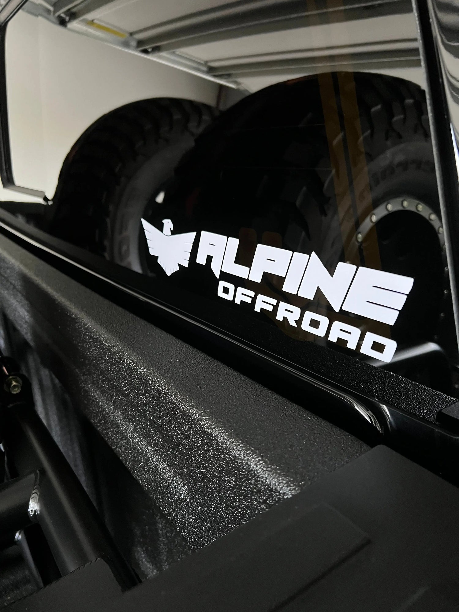 Alpine 11.5” Decal Alpine Offroad