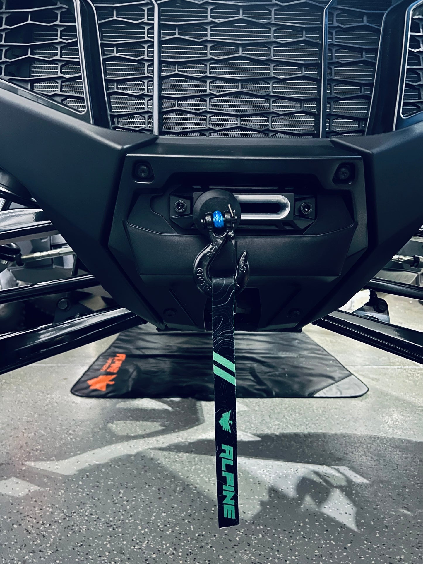 Winch Tag-Teal Topo
