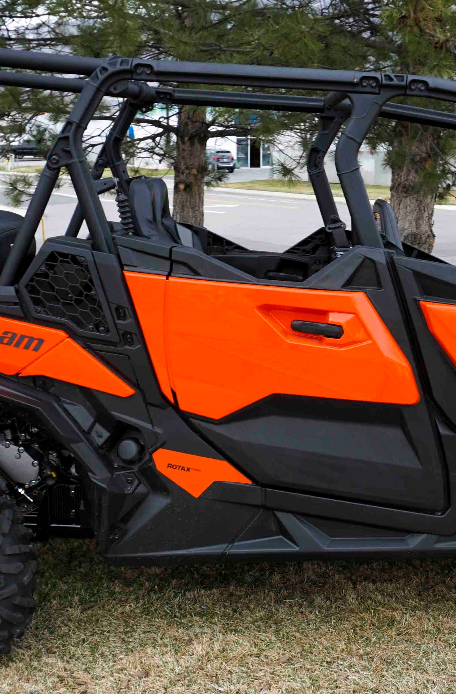 Maverick Sport Max Rear Bench with Harnesses (2019+)