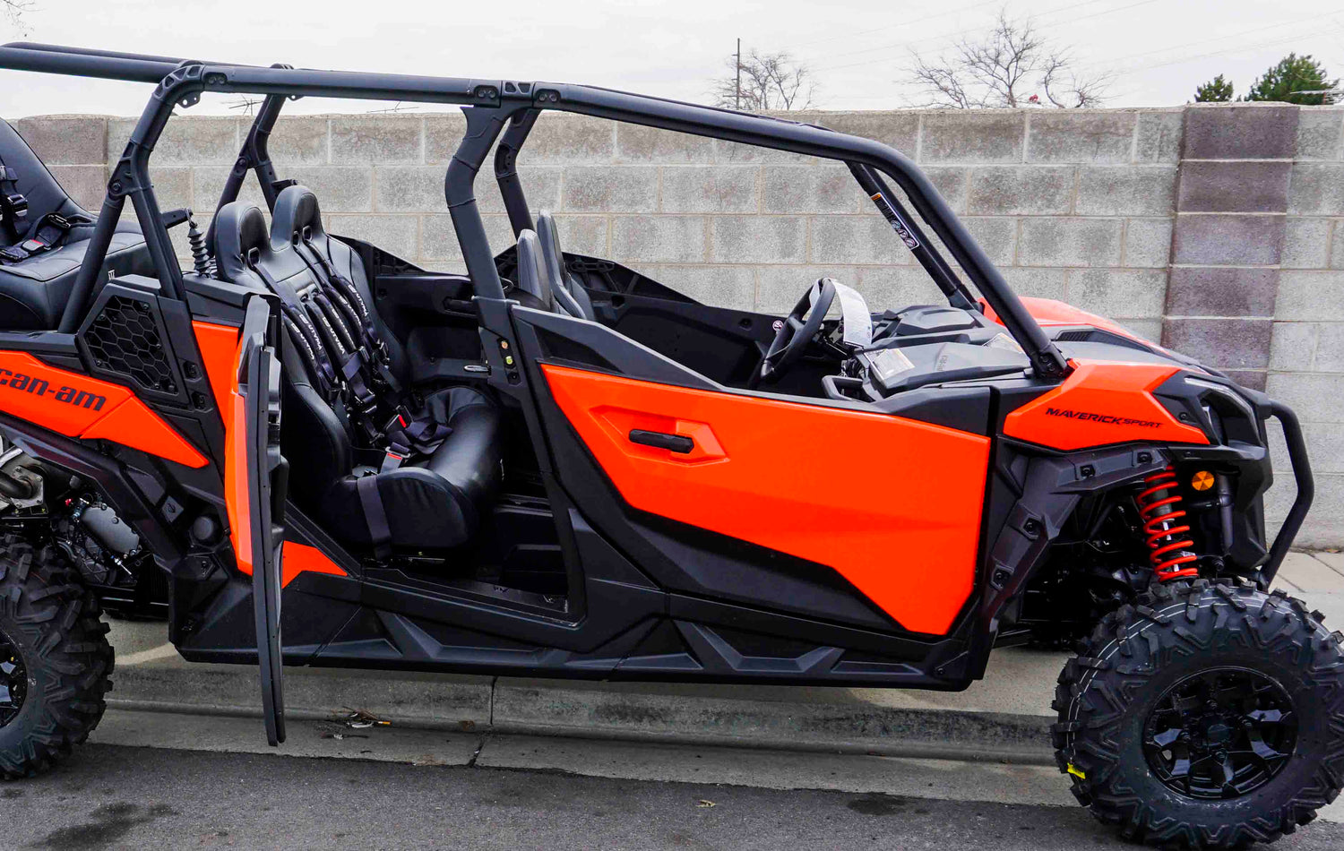 Maverick Sport Max Rear Bench with Harnesses (2019+)