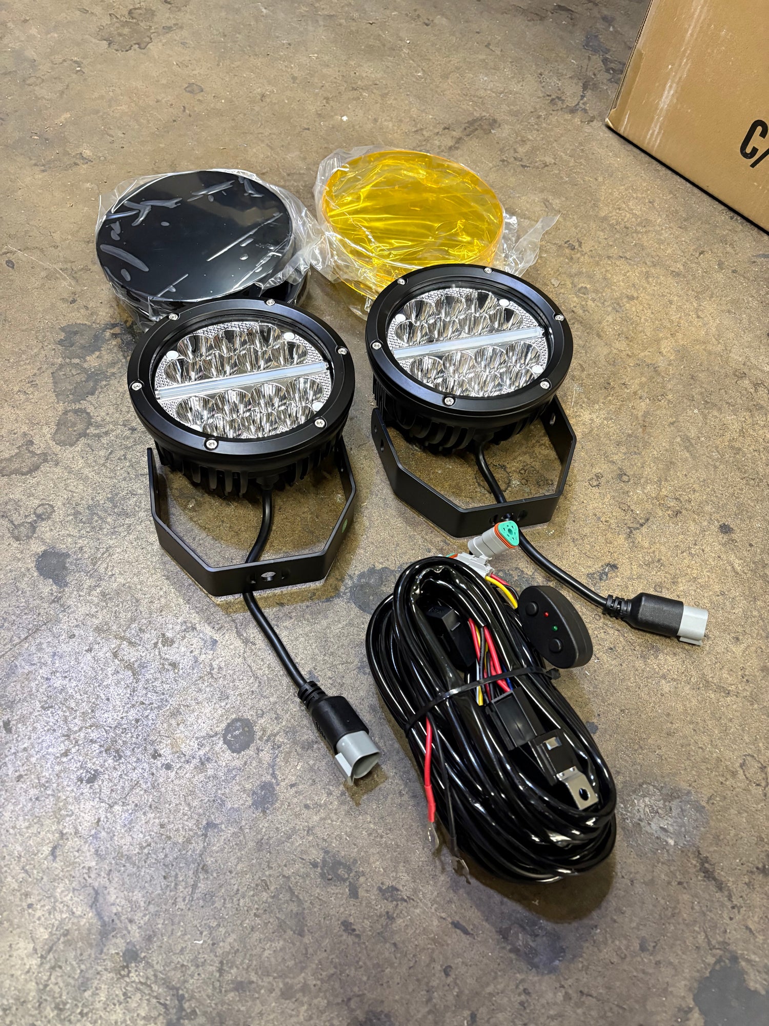 Eco Series 6" Round Off Road LED Light Pair With Amber &amp; Black Covers &amp; Wiring Harness