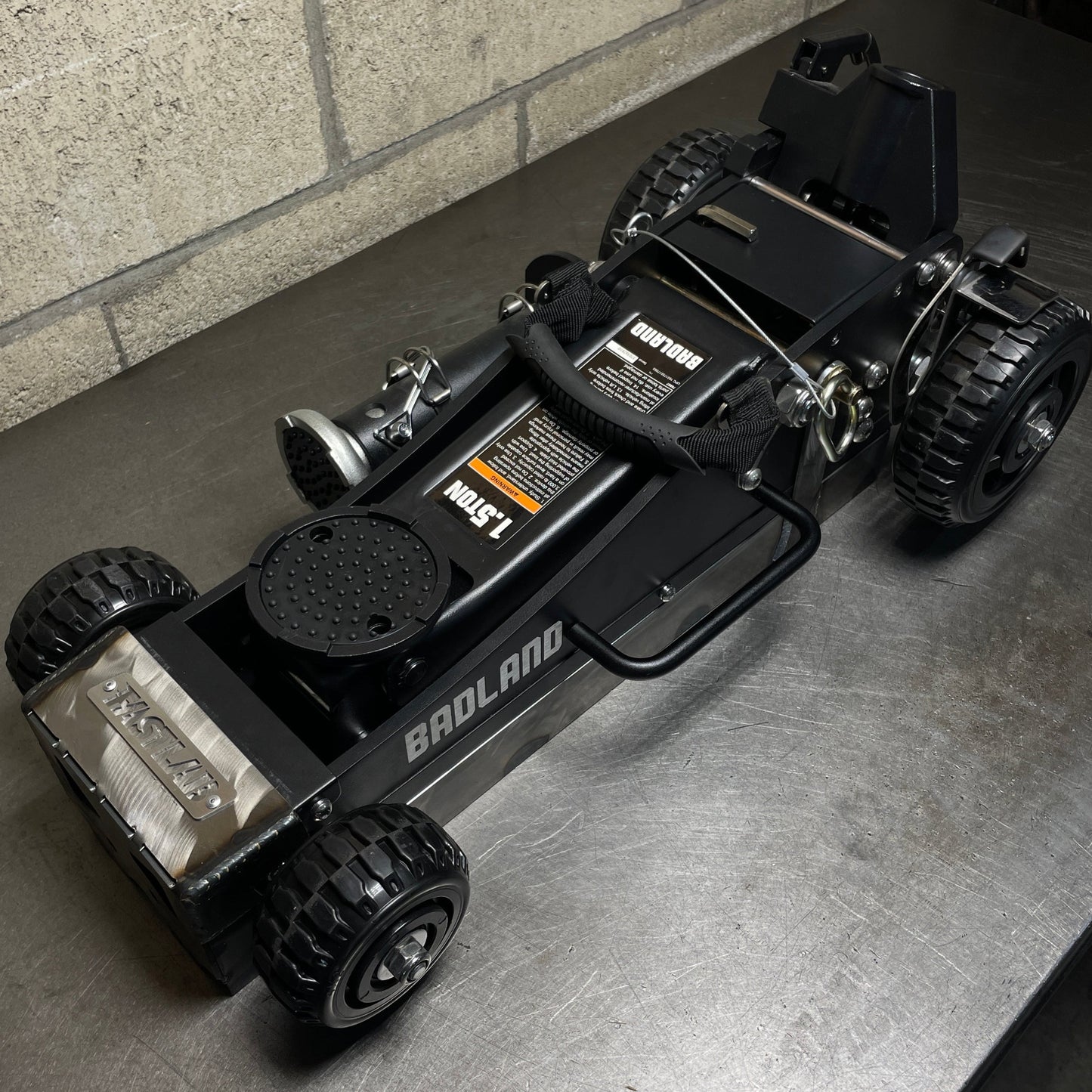 Jack Mount for 'Harbor Freight' Badlands 1.5 Ton Offroad Jack