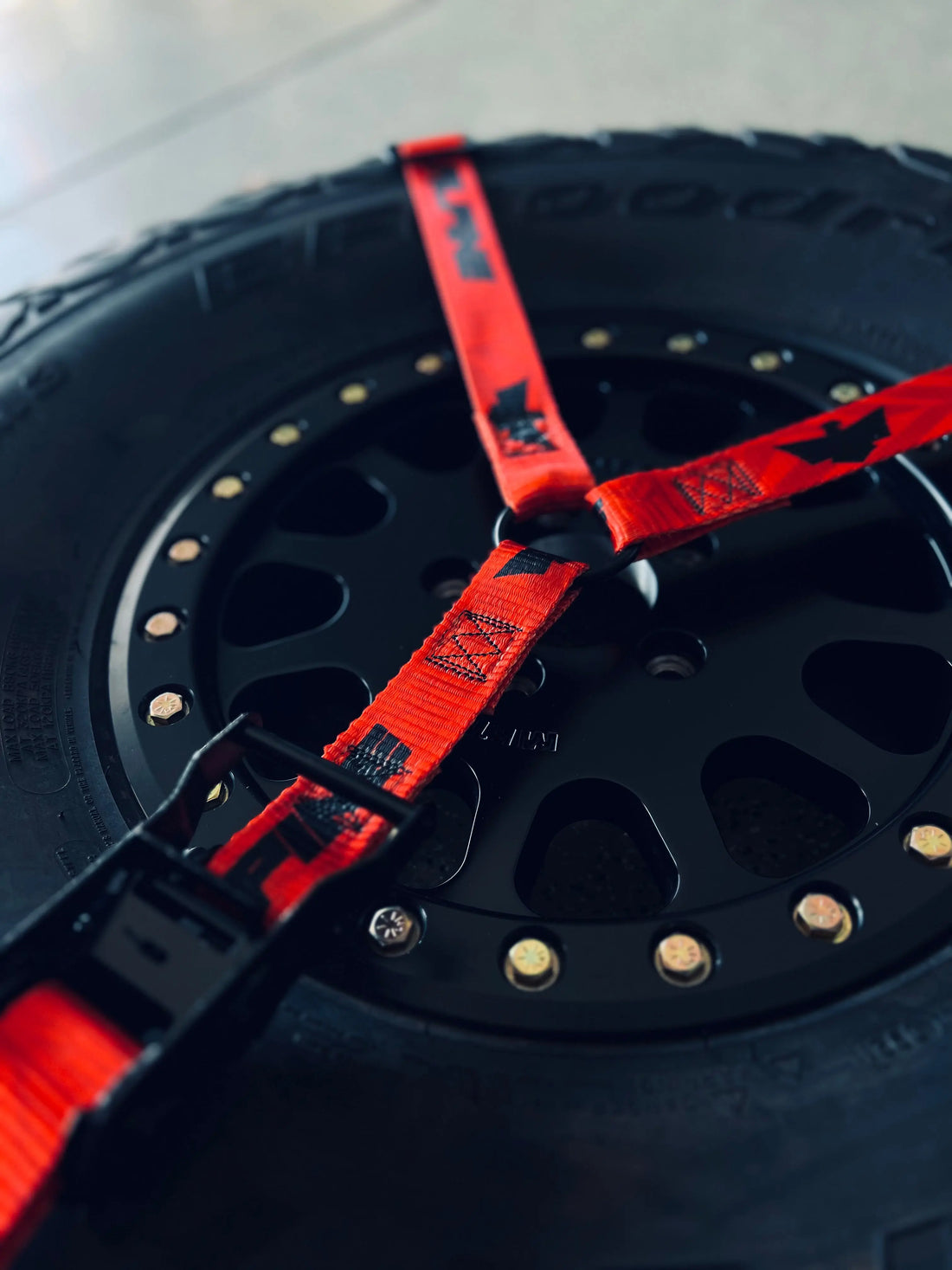 1.5" Y STRAP- RED DAZZLE Alpine Offroad