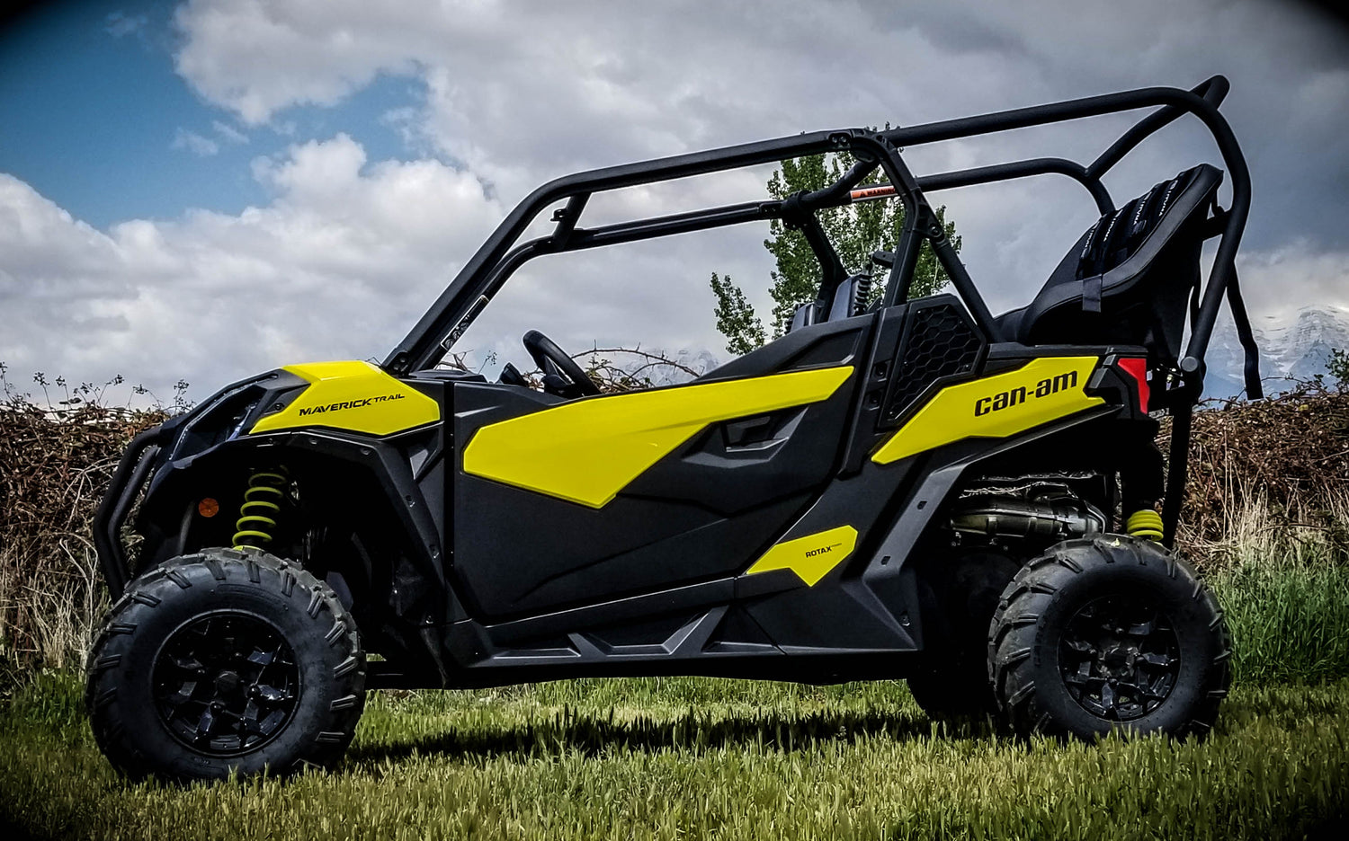 Maverick Trail Backseat and Roll Cage kits (2018+)