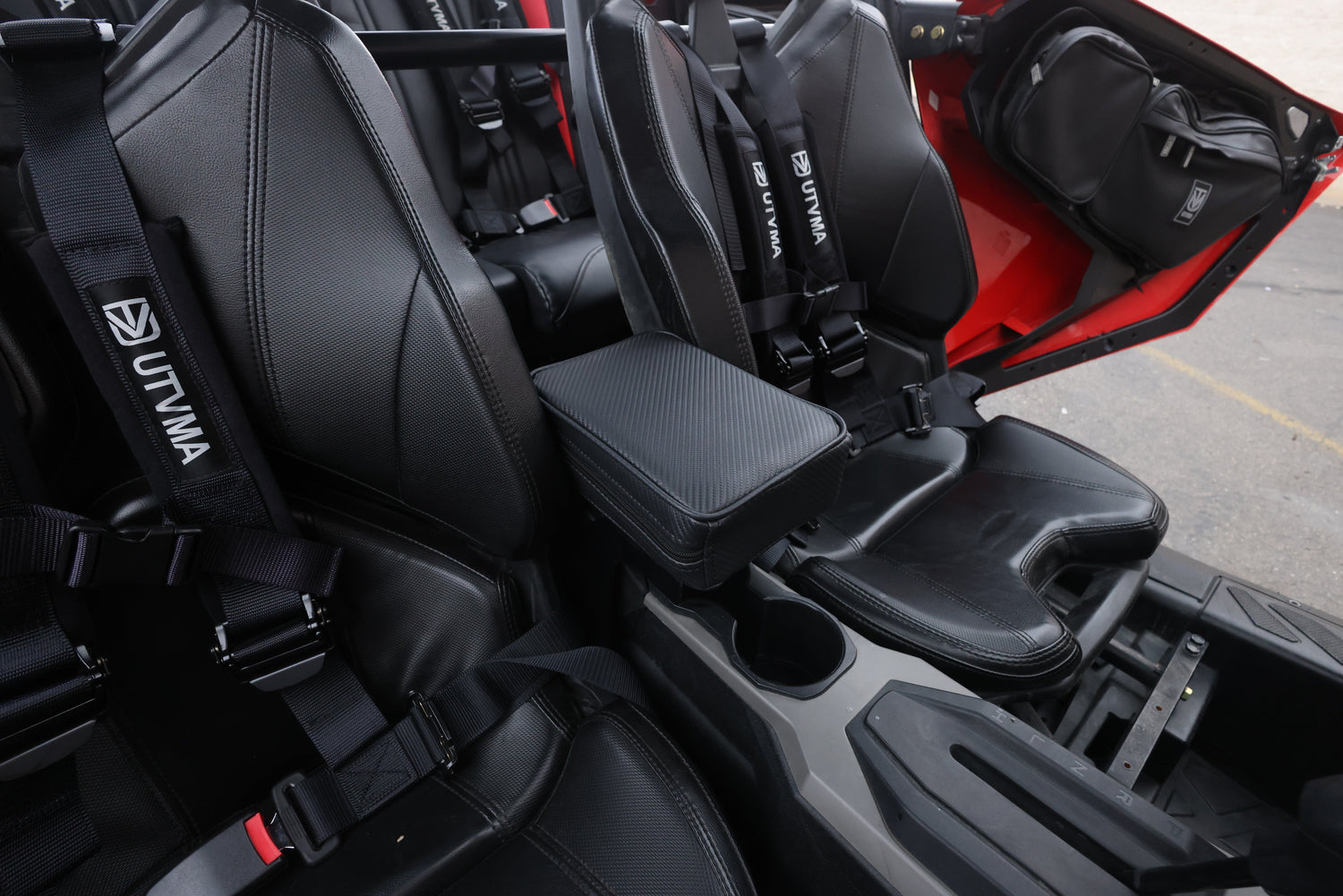 UTVMA RZR Pro 4 Front Armrest with Bracket (2020-2025)